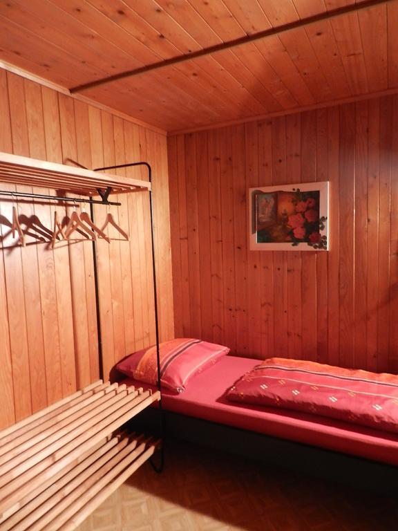Gasthof Am Bach Bed & Breakfast Boltigen Room photo