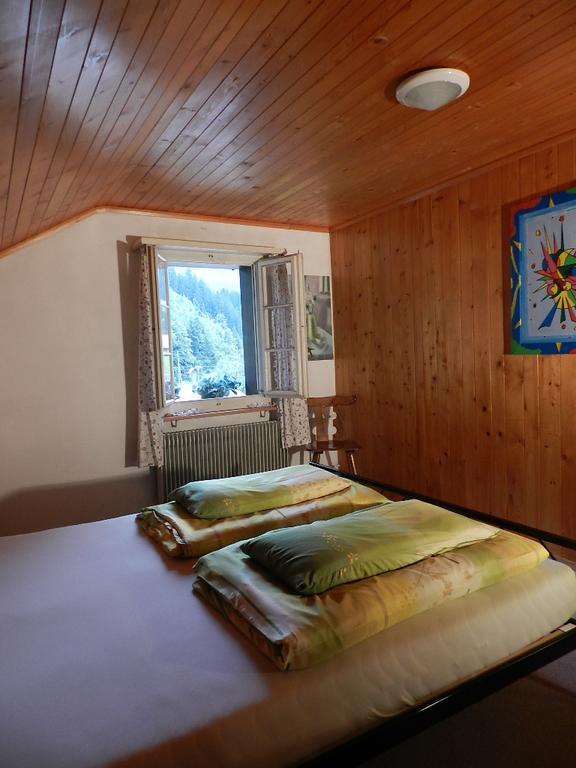 Gasthof Am Bach Bed & Breakfast Boltigen Exterior photo